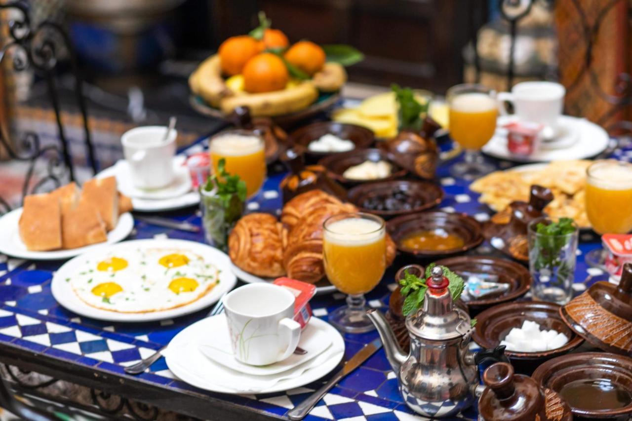 Riad Fes Aicha Bagian luar foto