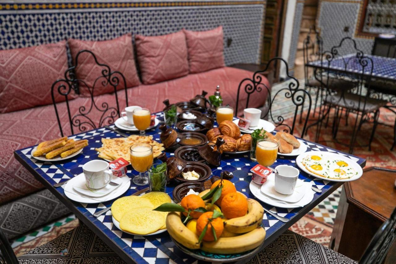 Riad Fes Aicha Bagian luar foto